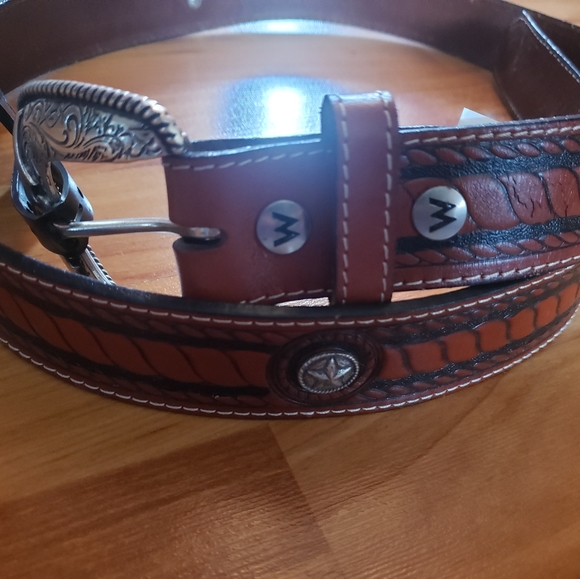 Men's  Wrangler George Strait leather tooled belt - Picture 1 of 2